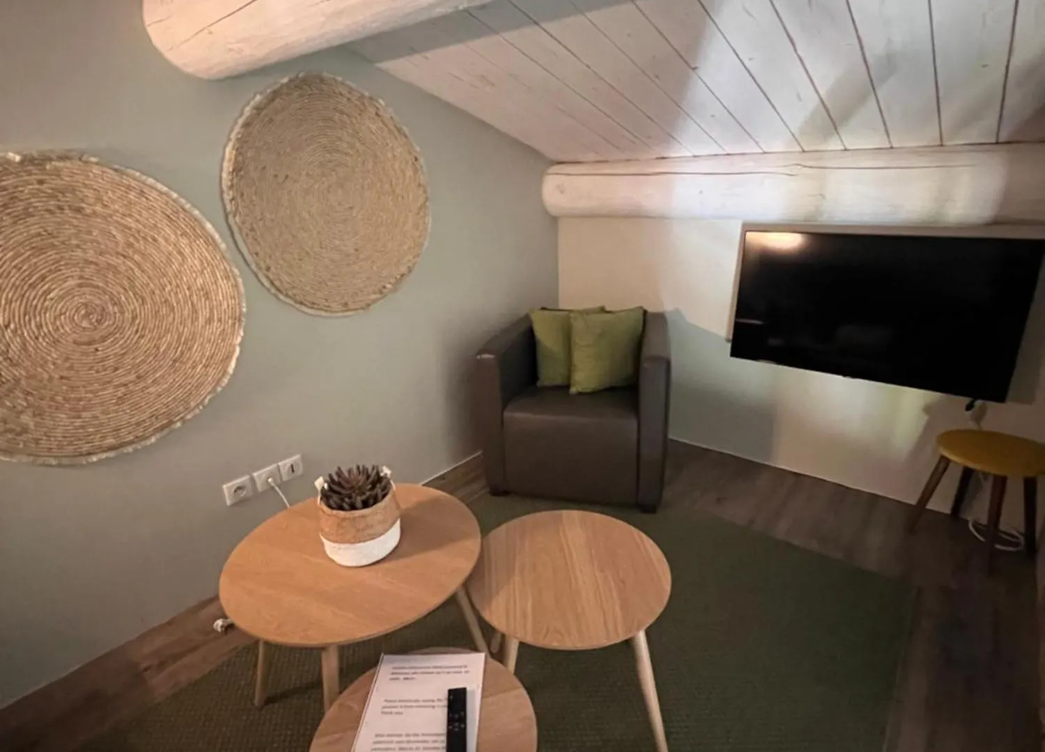 La Bastide De Grosille Bed & Breakfast Savasse