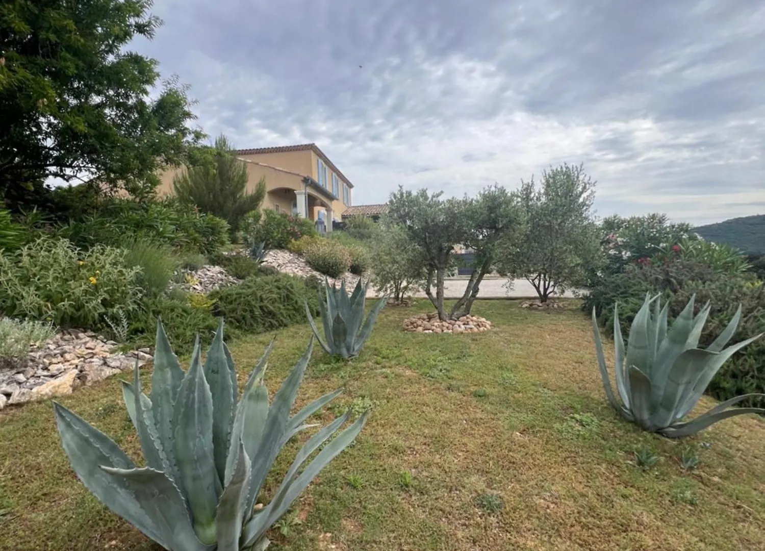 La Bastide De Grosille Bed & Breakfast Savasse